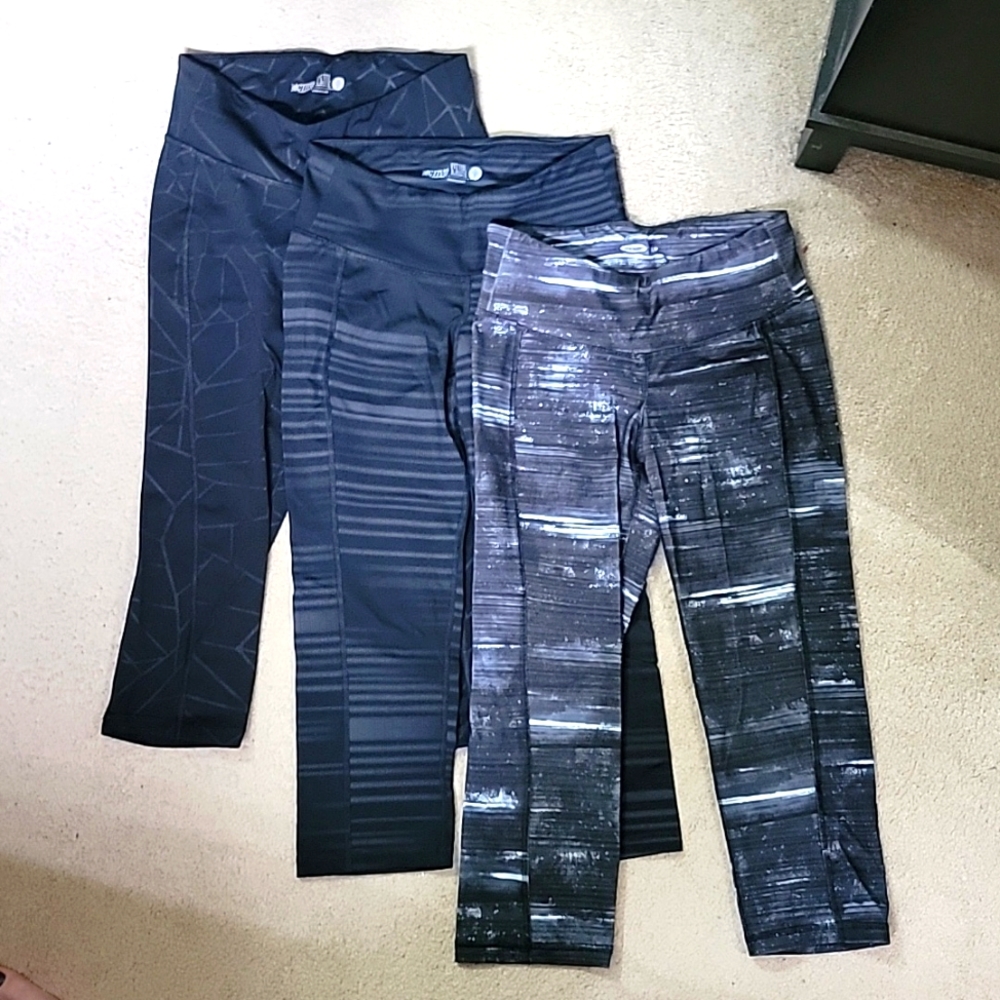 3 Pack of Old Navy Capri Leggings